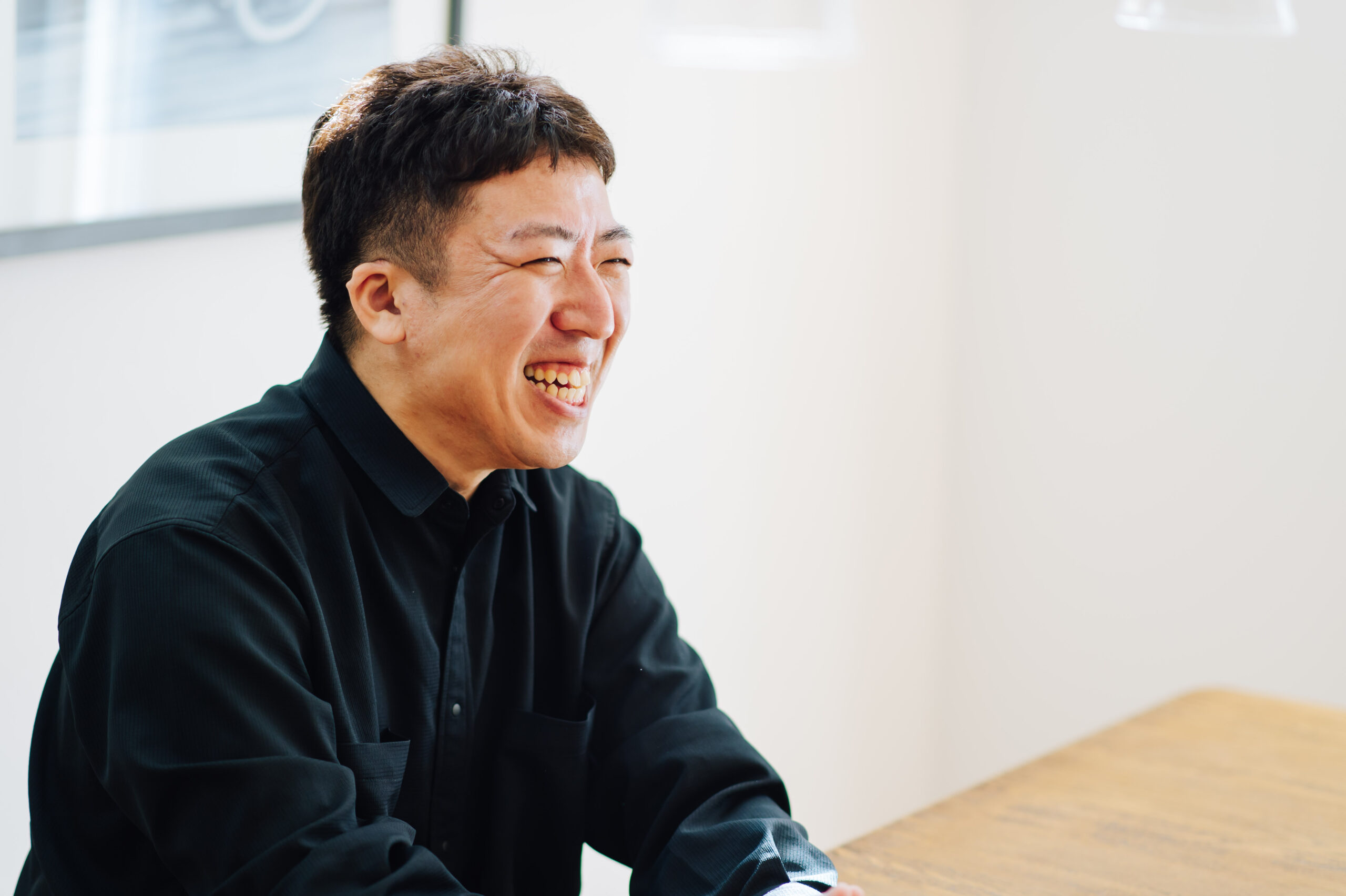 今　知亮